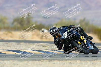 media/Jan-16-2022-CVMA (Sun) [[7f3d92989d]]/Race 2 Supersport Middleweight/